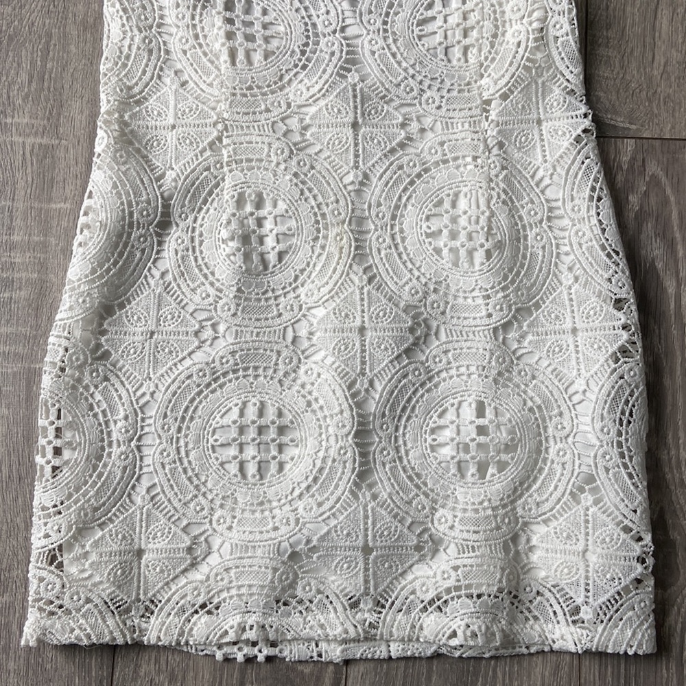 White Pattern Dress - Picture 4 of 12